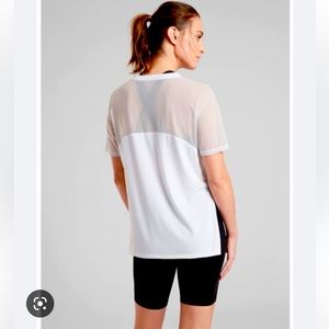 Athleta Essence Mesh Wanderlust Hybrid Tee, WHITE SIZE XXS